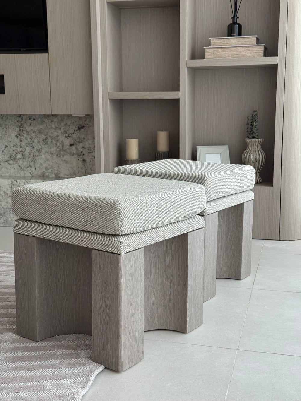 Reiss Ottoman